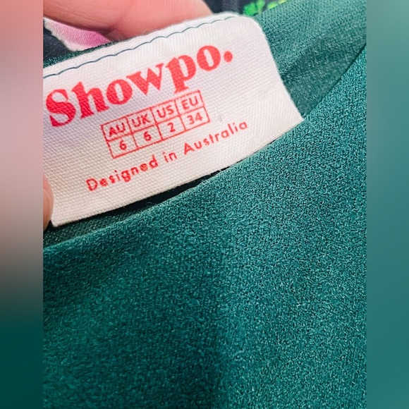 SHOWPO LISTEN TO THE RADIO DRESS IN EMERALD GREEN SIZE 2 - Picture 13 of 16